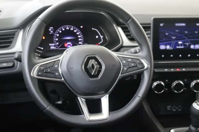 Renault Captur (2022) thumbnail 14