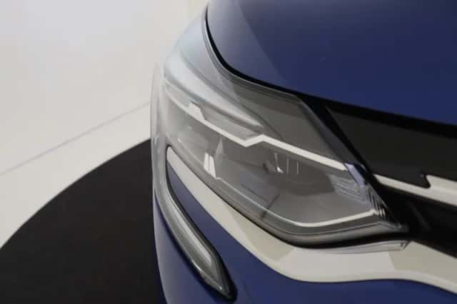 Renault Captur (2022) thumbnail 9