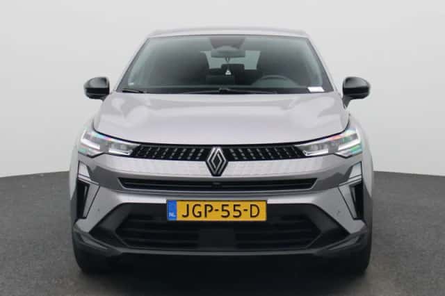 Renault Captur (2025) thumbnail 2