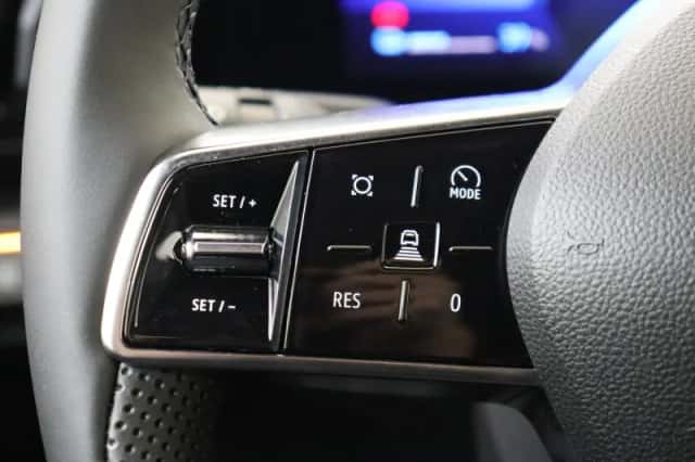 Renault Mégane E-Tech (2025) thumbnail 12