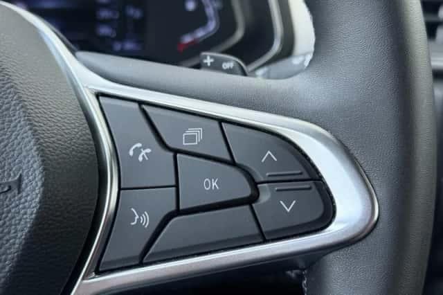 Renault Captur (2021) thumbnail 18