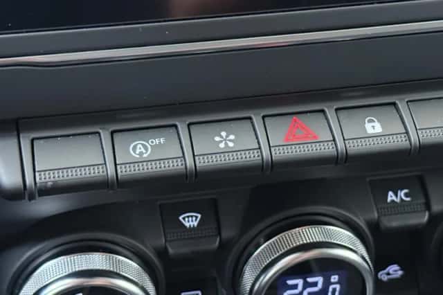 Renault Captur (2021) thumbnail 24