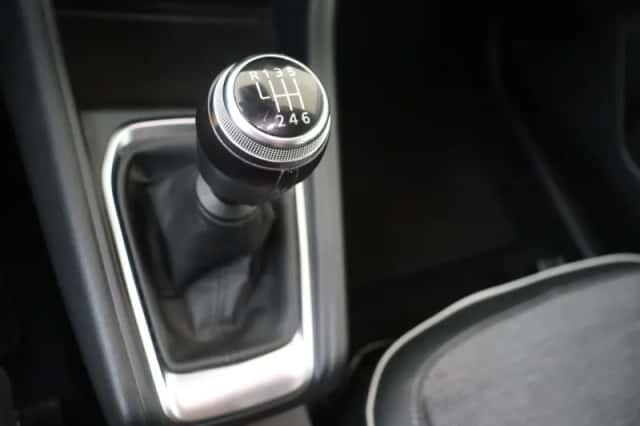 Renault Captur (2021) thumbnail 19