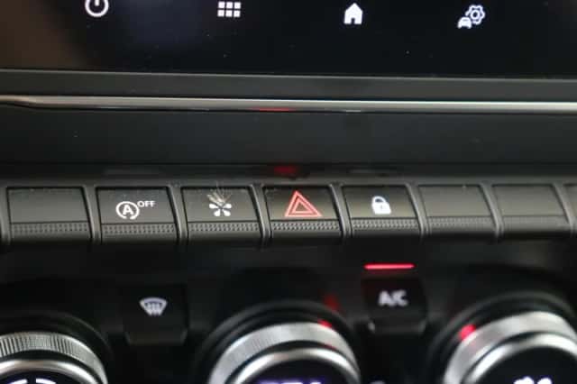 Renault Captur (2021) thumbnail 24