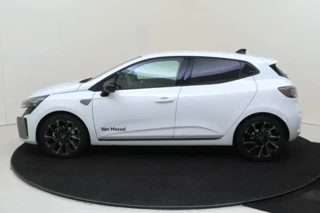 Renault Clio (2025) thumbnail 4