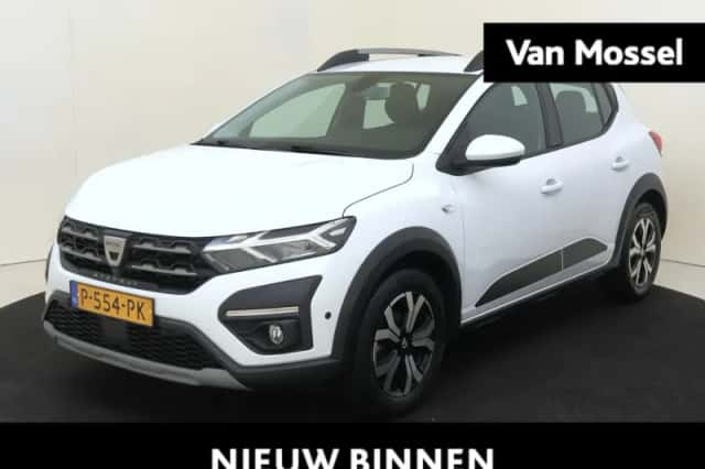 Dacia Sandero Stepway (2022) thumbnail 1