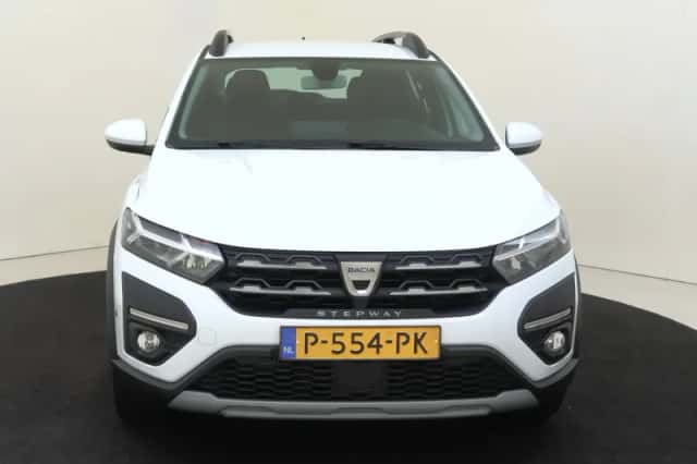 Dacia Sandero Stepway (2022) thumbnail 6