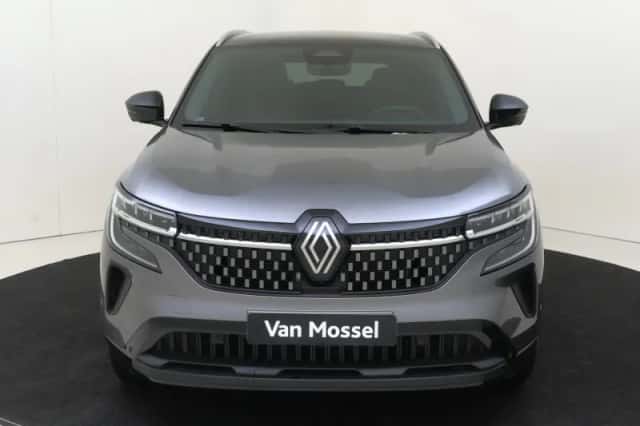 Renault Austral (2025) thumbnail 2