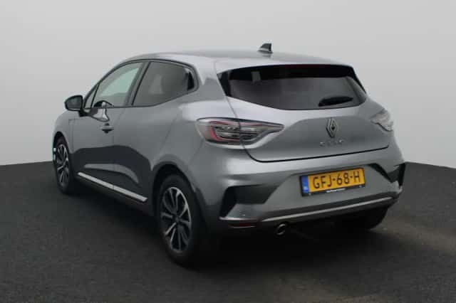 Renault Clio (2024) thumbnail 2