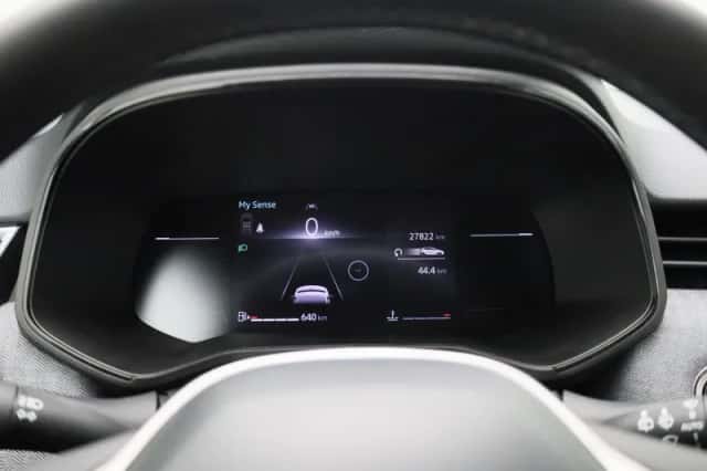 Renault Clio (2024) thumbnail 13