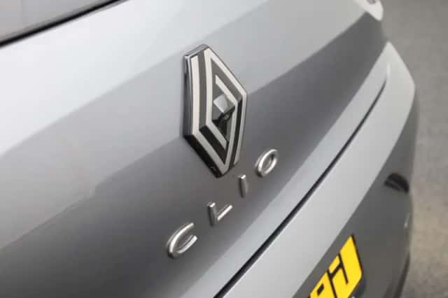 Renault Clio (2024) thumbnail 29