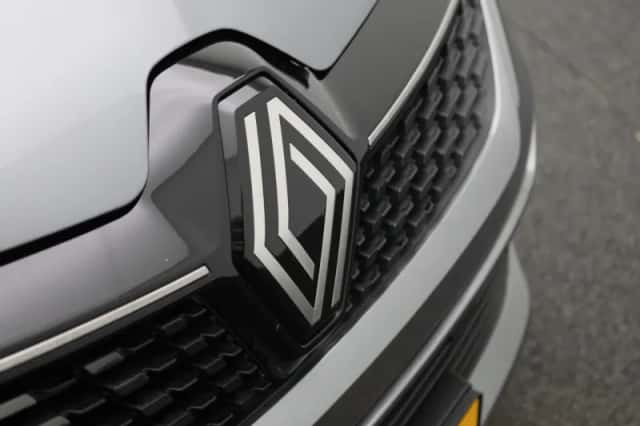 Renault Clio (2024) thumbnail 34