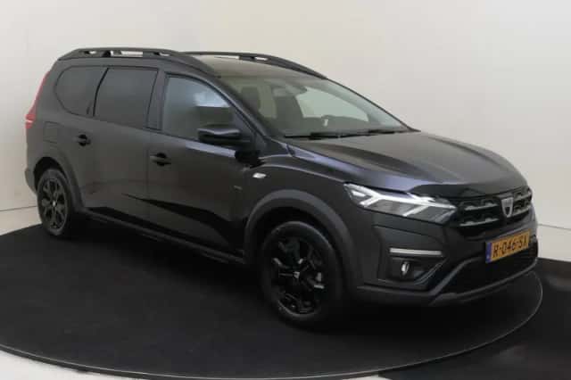 Dacia Jogger (2022) thumbnail 3