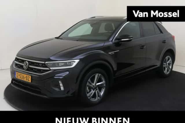 Volkswagen T-Roc (2023) thumbnail 1