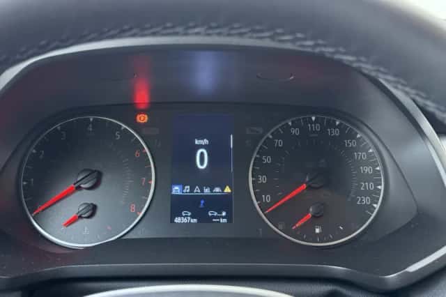 Renault Captur (2023) thumbnail 15