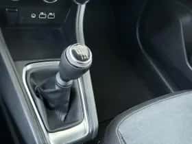 Renault Captur (2023) thumbnail 18