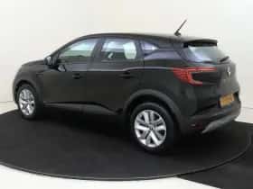 Renault Captur (2023) thumbnail 4
