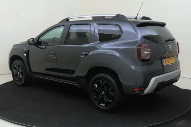 Dacia Duster (2022) thumbnail 4