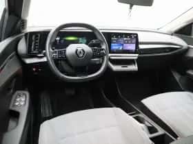 Renault Mégane E-Tech (2023) thumbnail 7