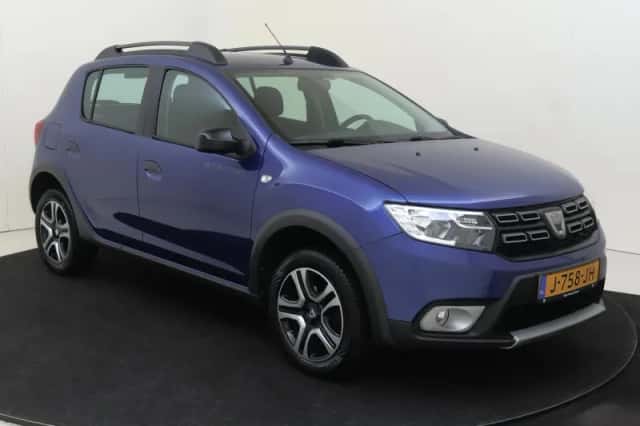 Dacia Sandero Stepway (2020) thumbnail 3