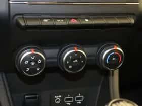 Renault Captur (2023) thumbnail 23