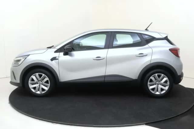 Renault Captur (2023) thumbnail 4