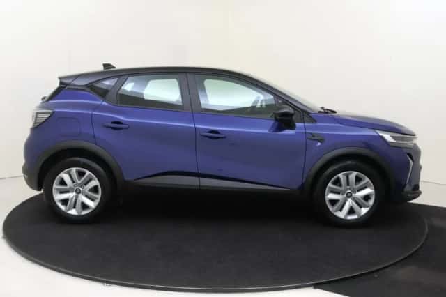 Renault Captur (2025) thumbnail 5