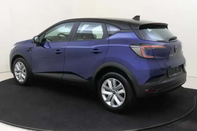 Renault Captur (2025) thumbnail 6