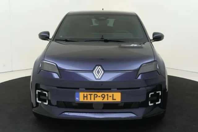 Renault 5 (2025) thumbnail 2