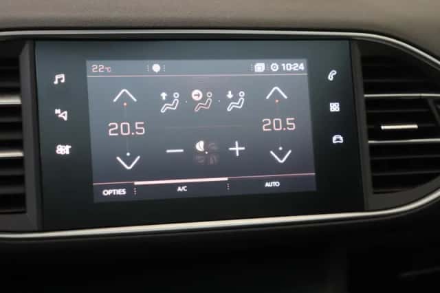 Peugeot 308 (2019) thumbnail 19