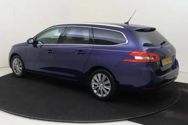 Peugeot 308 (2019) thumbnail 3