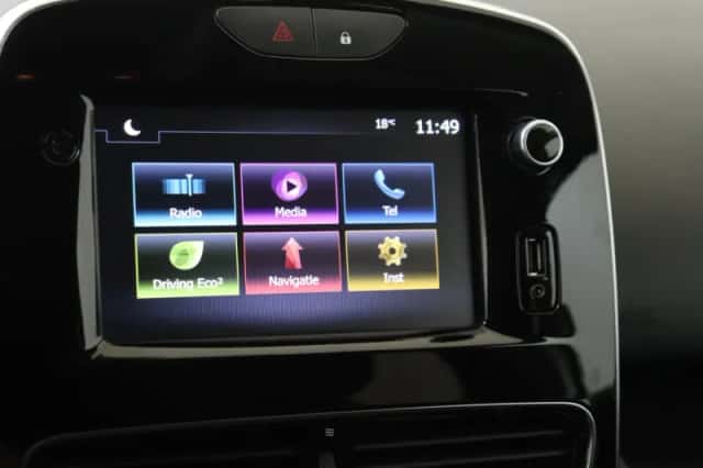 Renault Clio (2020) thumbnail 20