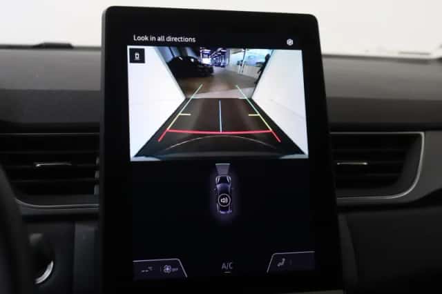 Renault Captur (2025) thumbnail 6