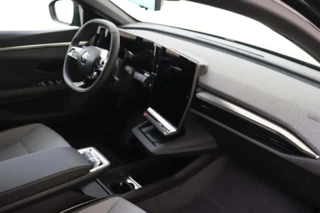 Renault Mégane E-Tech (2026) thumbnail 5