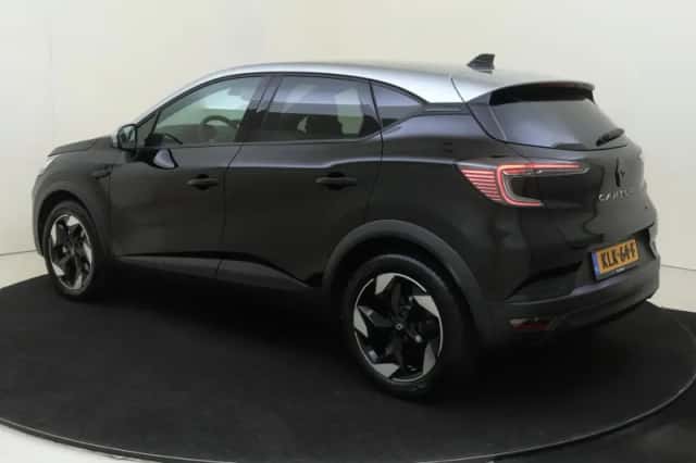Renault Captur (2025) thumbnail 3