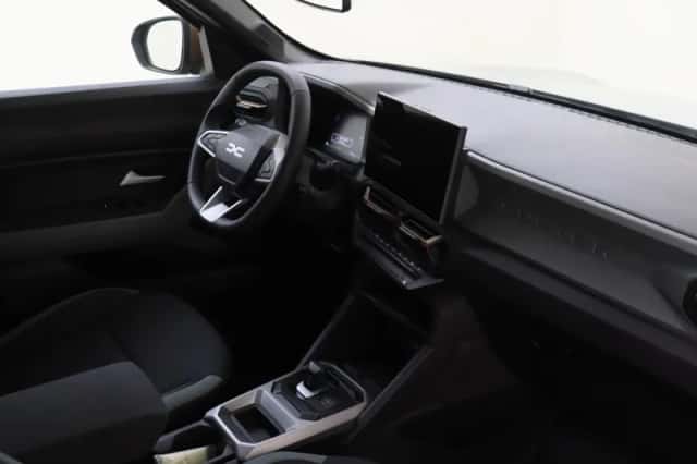 Dacia Duster (2025) thumbnail 7