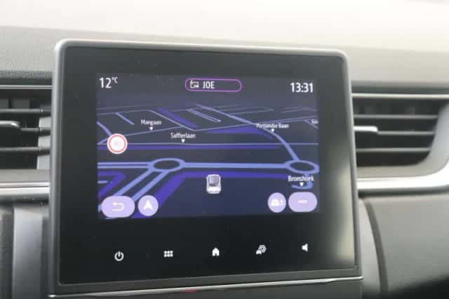 Renault Captur (2020) thumbnail 21