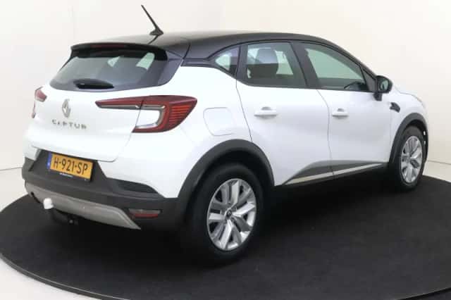 Renault Captur (2020) thumbnail 4