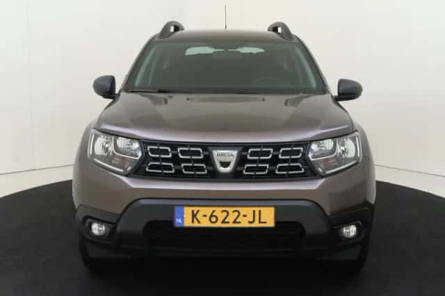 Dacia Duster (2021) thumbnail 6