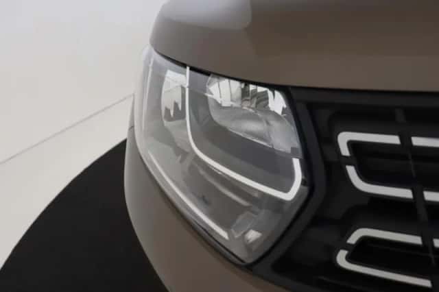 Dacia Duster (2021) thumbnail 10