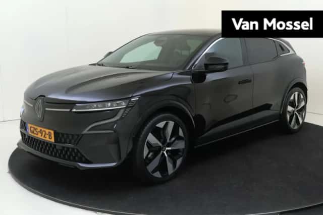 Renault Mégane E-Tech (2025) thumbnail 1