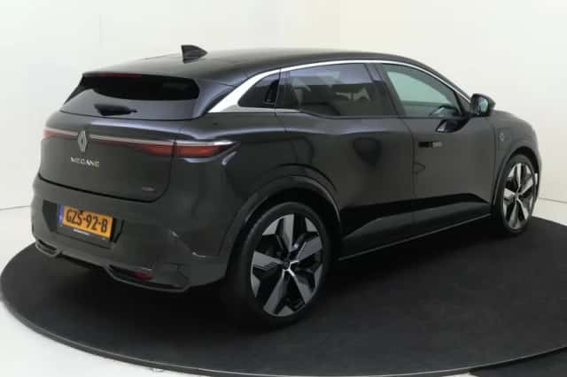 Renault Mégane E-Tech (2025) thumbnail 4