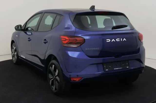 Dacia Sandero (2025) thumbnail 2