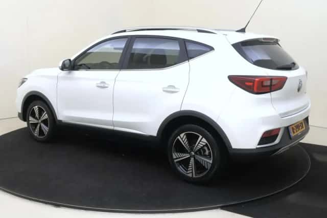 MG ZS EV (2021) thumbnail 3