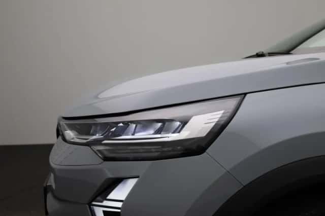 Renault Captur (2024) thumbnail 17