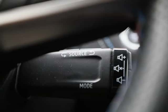 Renault Captur (2024) thumbnail 27