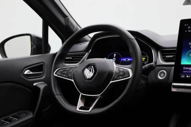 Renault Captur (2024) thumbnail 37