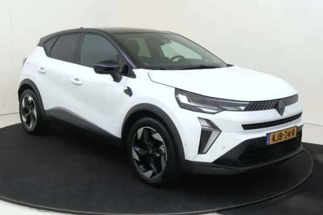 Renault Captur (2025) thumbnail 2