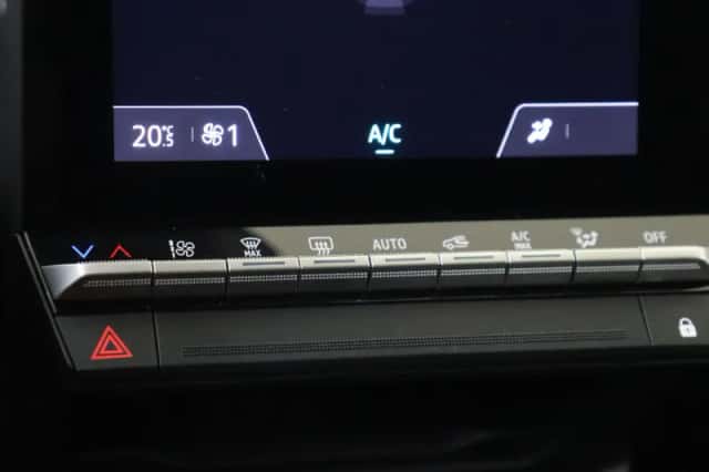Renault Captur (2025) thumbnail 22
