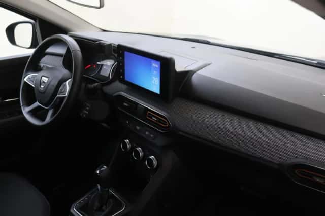 Dacia Sandero Stepway (2021) thumbnail 5